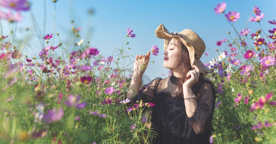 How to Experience God’s Wonder by Waking Up Your Senses