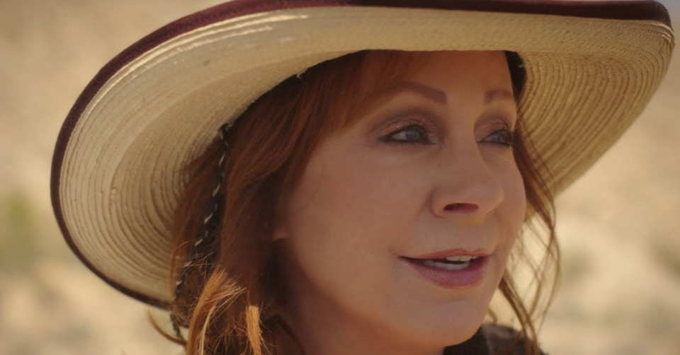 'Somehow You Do' Reba McEntire Official Music Video 