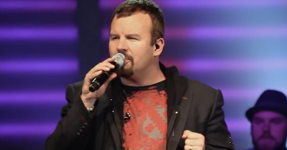 'Glorious Day (Living He Loved Me)' Casting Crowns Live