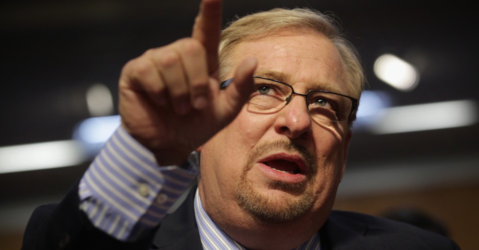 Rick Warren Says Christians Must Recover First-Century Church Love to Reach the World
