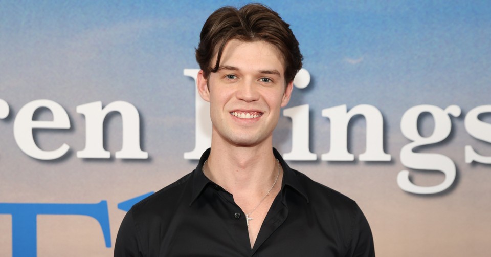 Actor Colin Ford Credits Philippians 4:13 for Inner Peace: ‘I Can Do All Things Through Christ’