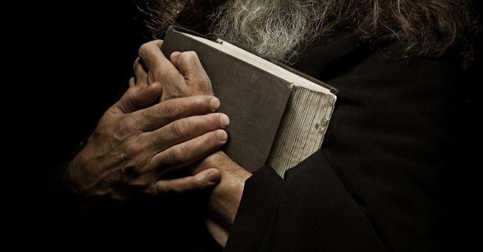 Who Was Melchizedek and How Does He Point to Jesus?