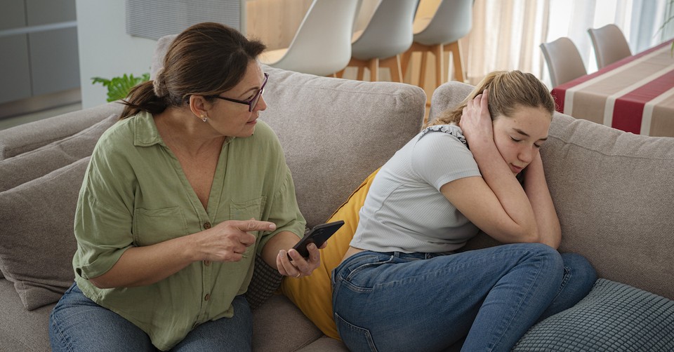 8 Ways to Avoid Being a Drama Mama