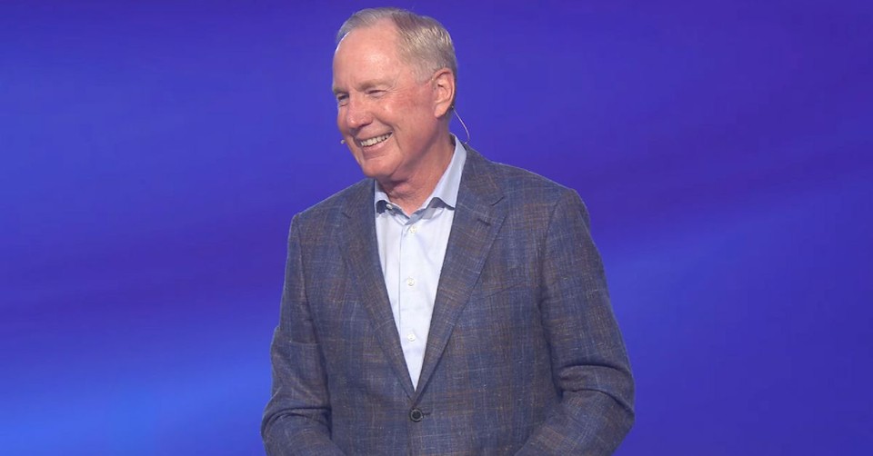 Max Lucado Becomes Interim Teaching Pastor after Robert Morris’ Son Resigns