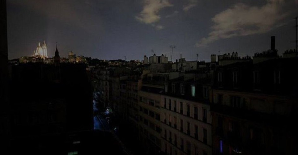 Paris Plunged into Darkness Hours after Controversial Olympics Opening Ceremony