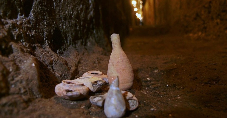 Israeli Archaeologists Uncover 2,000-Year-Old Relics from the Time of Jesus 