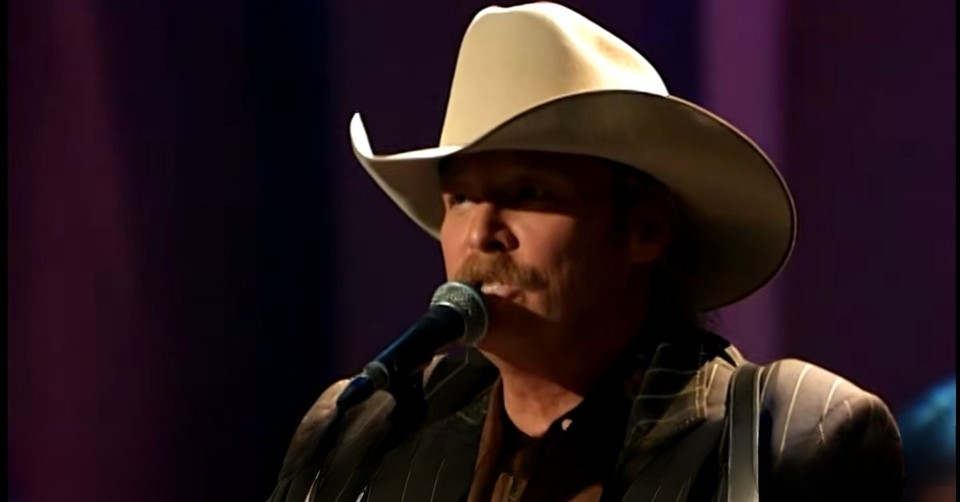 Alan Jackson Performs 'Are You Washed in the Blood?' and 'I'll Fly Away' Live