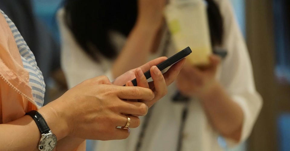 A Chick-fil-A Goes Viral for Giving Free Ice Cream to Families Who Put Phones Away