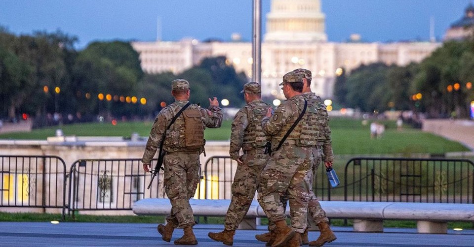 Two National Guard Troops Shot Near White House; Suspect in Custody