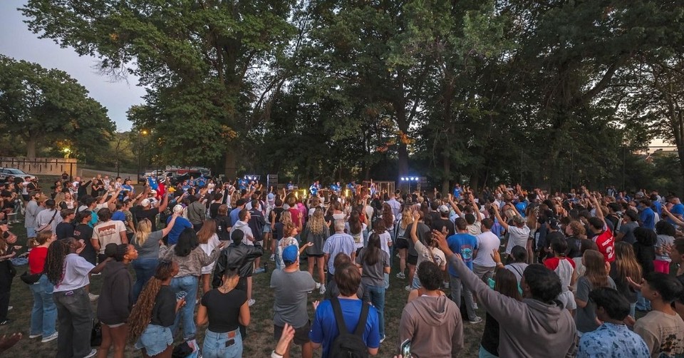 Pitt Athletes Stand Boldly for Jesus at ‘Pitt for Jesus’ Worship Night