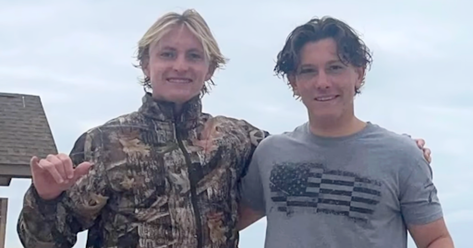 Quick-Thinking California Teens Rescue Surfer After Ocean Injury
