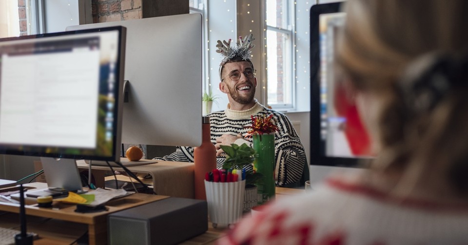 How to Spread Christmas Cheer in the Workplace