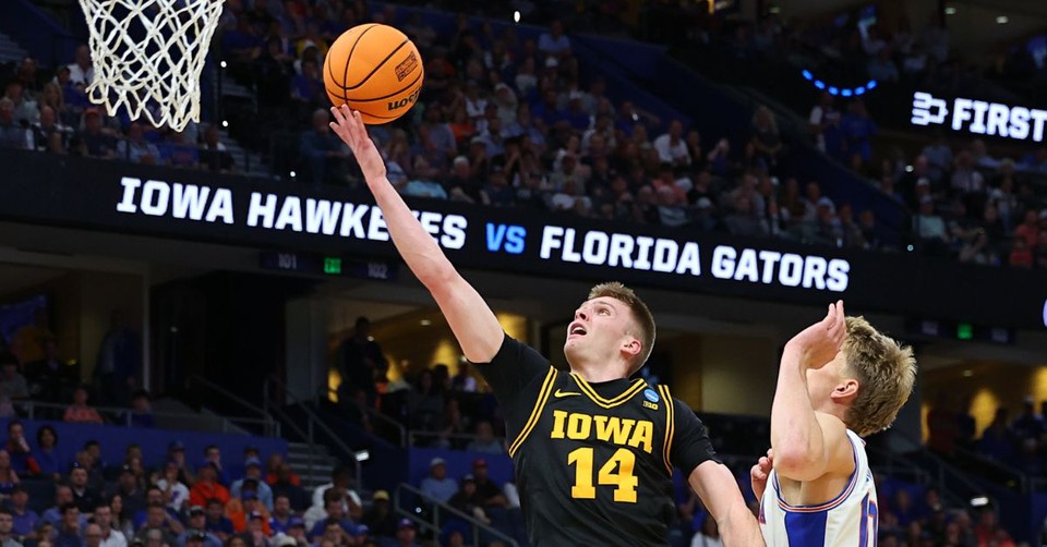 Iowa Star Bennett Stirtz Uses March Madness Platform to ‘Give Glory to God’