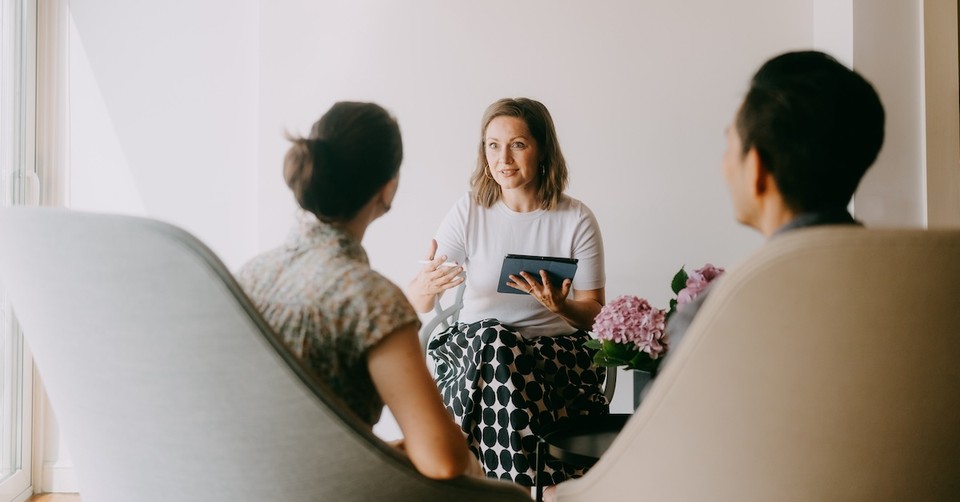 Should Christians Use Matchmakers and Dating Coaches? 