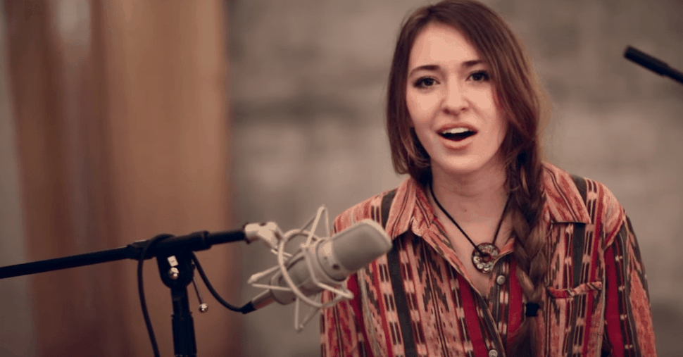 Intimate Version of "In Christ Alone" by Lauren Daigle 