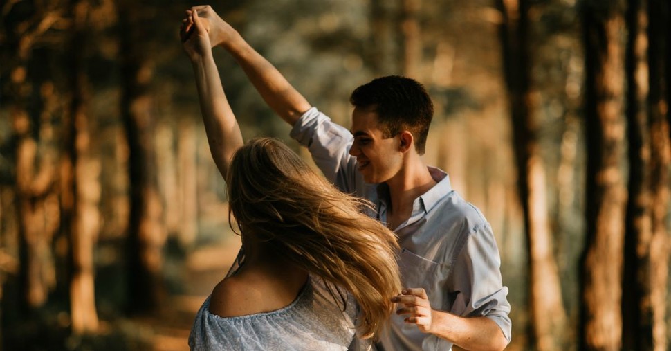 Christian Dating: 3 Signs Your Yoking is Healthy