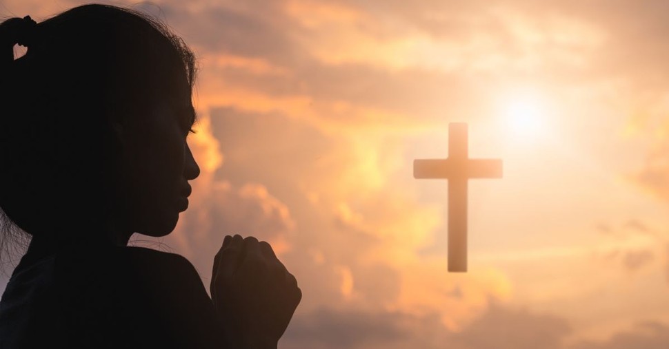 What Is a Confession Prayer and How Do You Pray It?