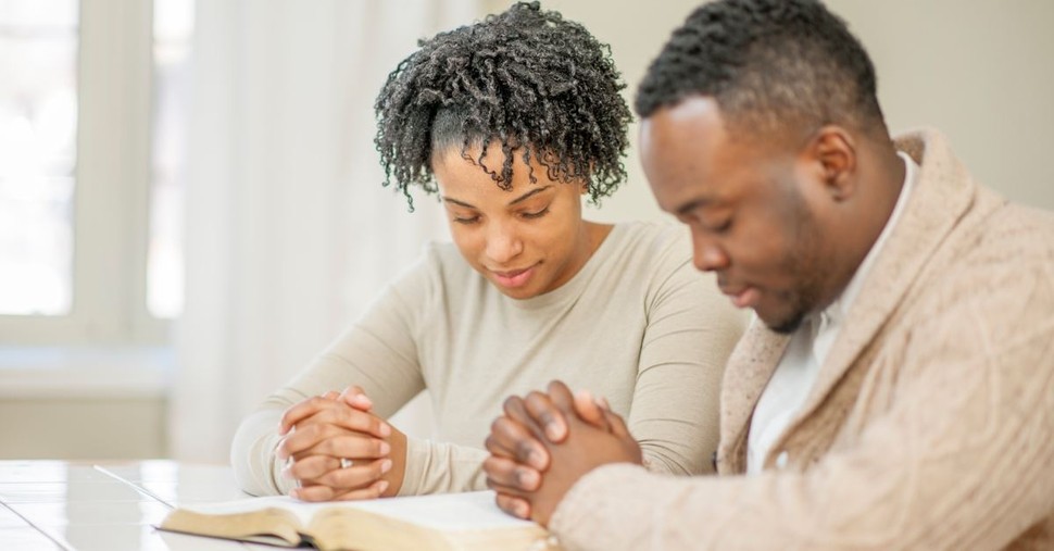 5 Reasons I Pray for My Husband Every Day