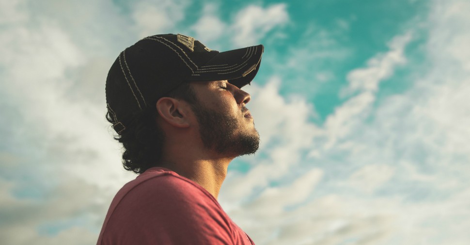 God Is with You! 10 Bible Verses of Promise to Cling To