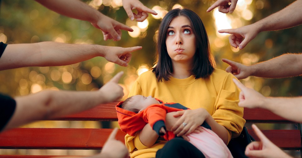 How to Handle Peer Pressure in Parenting