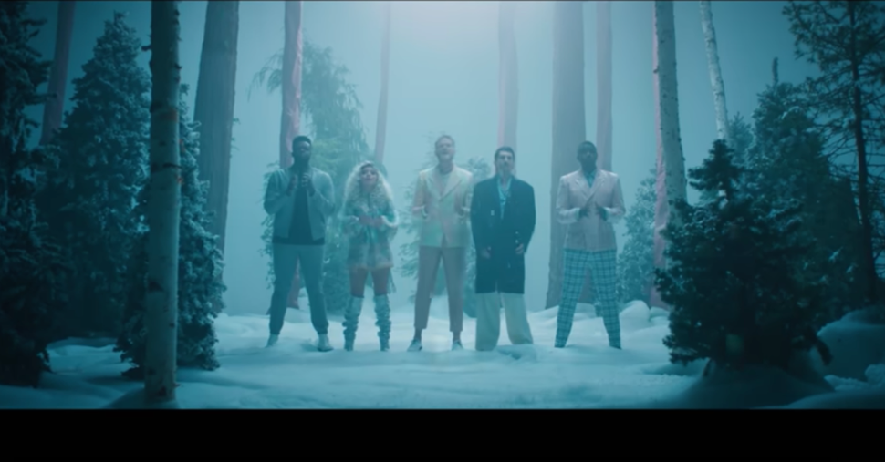 Pentatonix Sings Stunning Version of Mary, Did You Know?