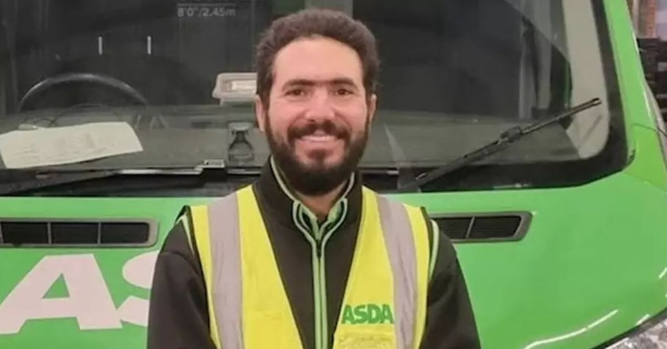Delivery Driver Saves Woman's Life after Double Checking When Something Didn't Seem Right