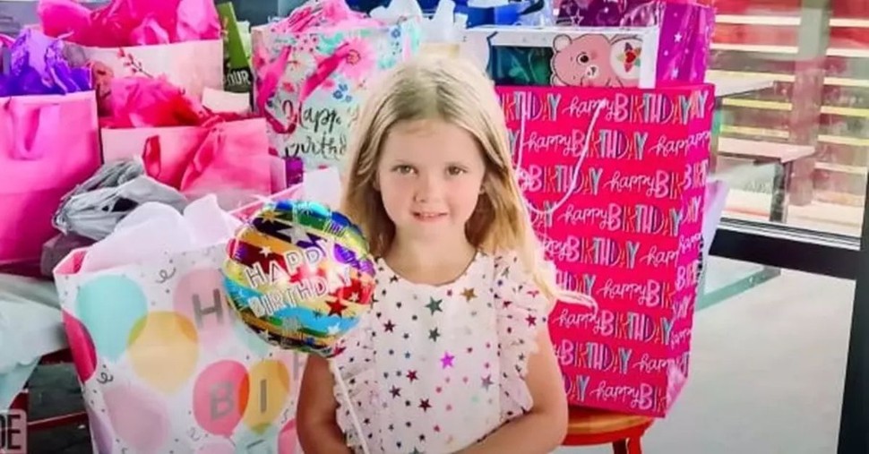 Little Girl Was Counting Down to Her Birthday Party but Then No One Showed Up