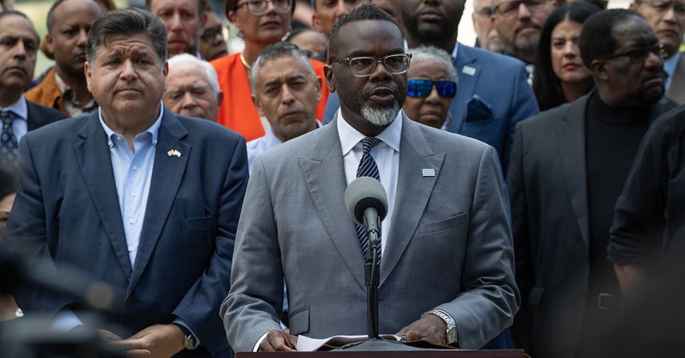 Mayor Johnson Pushes Back on Federal Aid as Chicago Pastor Says National Guard Is Needed 