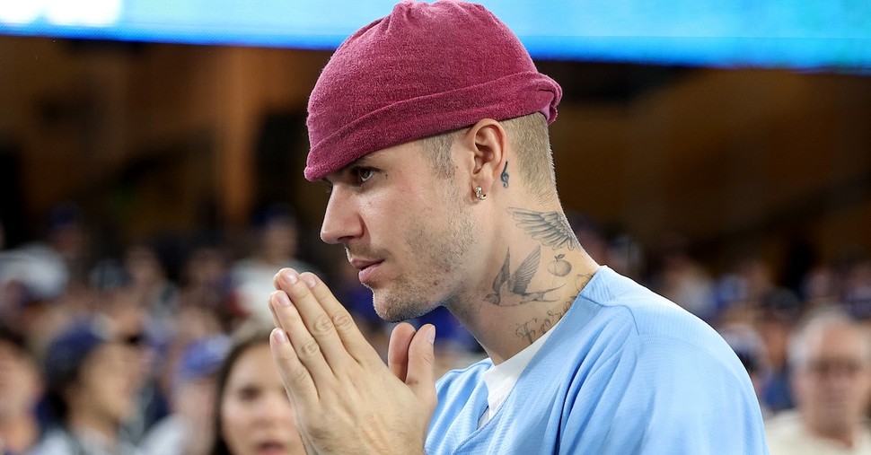 Justin Bieber Refers to Jesus as "the King of My Heart" 