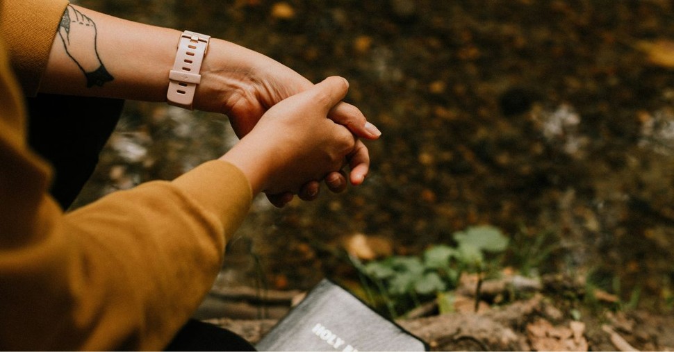 8 Ash Wednesday Prayers to Prepare Your Heart for Lent + BONUS 40-Day Prayer Journal
