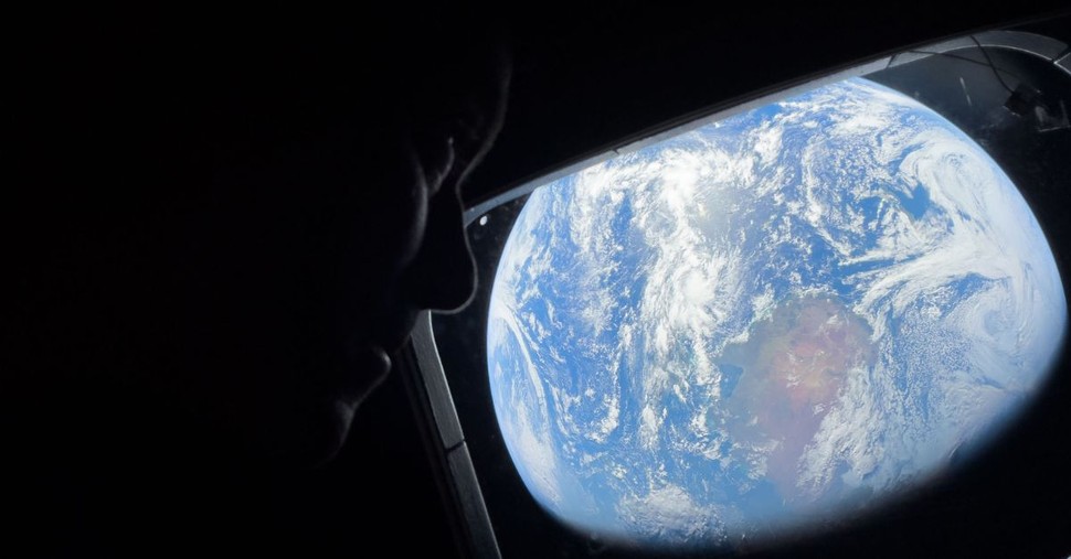 Artemis II’s Victor Glover Points to ‘Beauty of Creation’ in Easter Message from Space