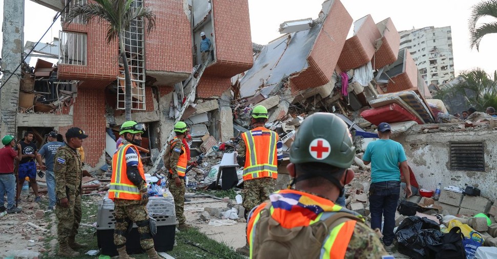 Rescuers Race to Venezuela with Earthquake Relief, Japan, California Also Hit with Quakes