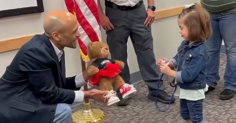 Brave 3-Year-Old Uses FaceTime to Get Help for Mom During a Seizure