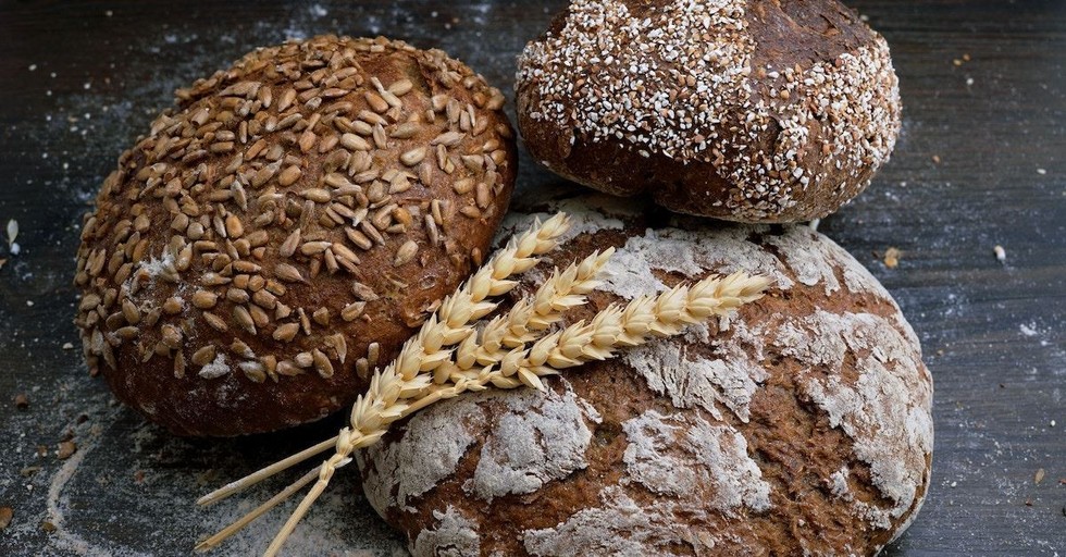 Healing Foods from the Bible Nourishing Body and Soul.
