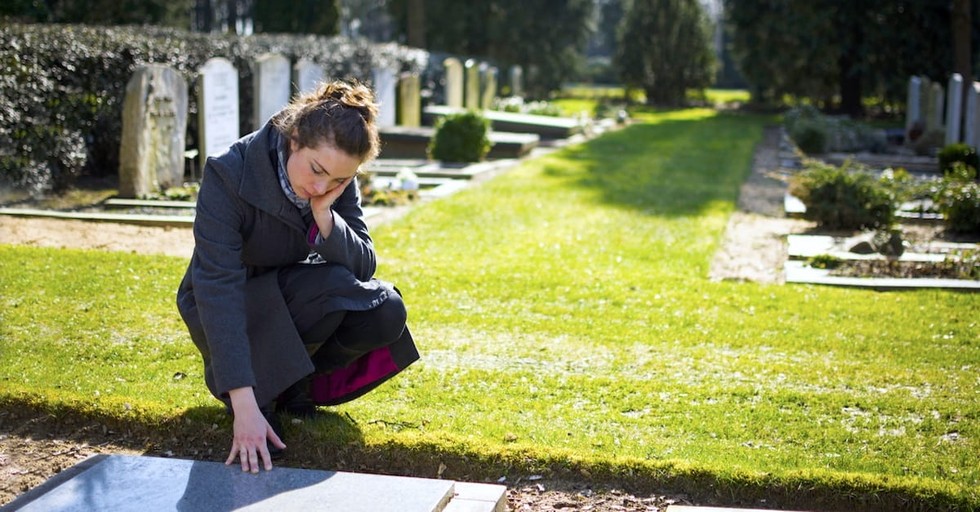 10 Reasons Christians Need to Go to Funerals of Unbelievers