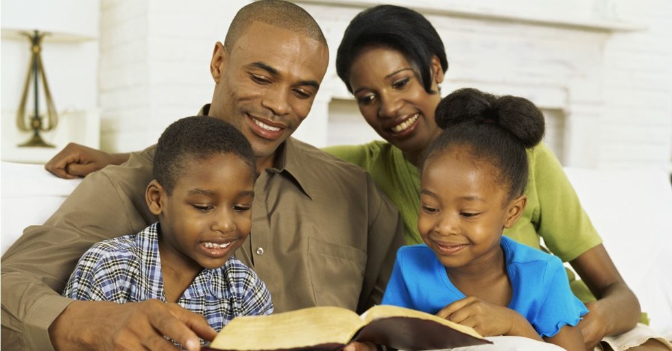10 Great Reasons to Have Consistent Family Devotionals