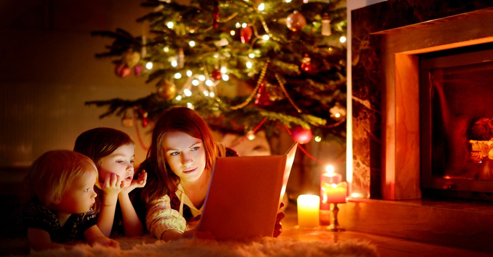 10 Practical Tips for Family Devotions This Christmas 