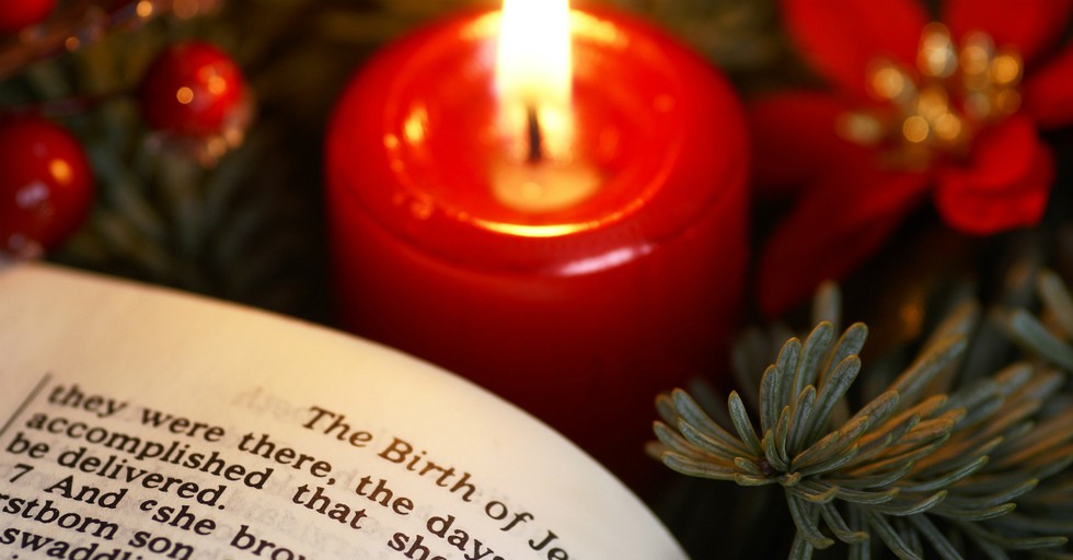 <b>1:</b> 10 Bible Verses That Prophesy Jesus Christ's Birth